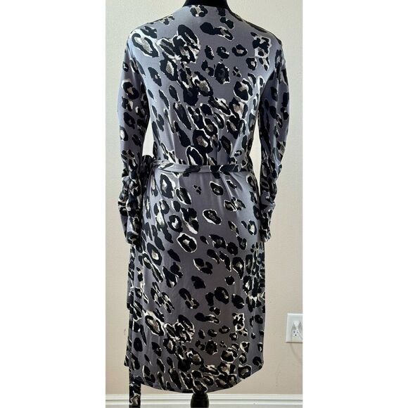 NWOT Veronica M Animal Print Wrap Long Sleeve Dress with Side Tie Women's Large - Picture 3 of 9